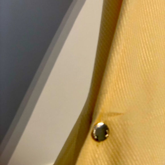 ✨Sold✨Massimo Dutti long sleeve shirt. Yellow color. Size US Small - Picture 3 of 5